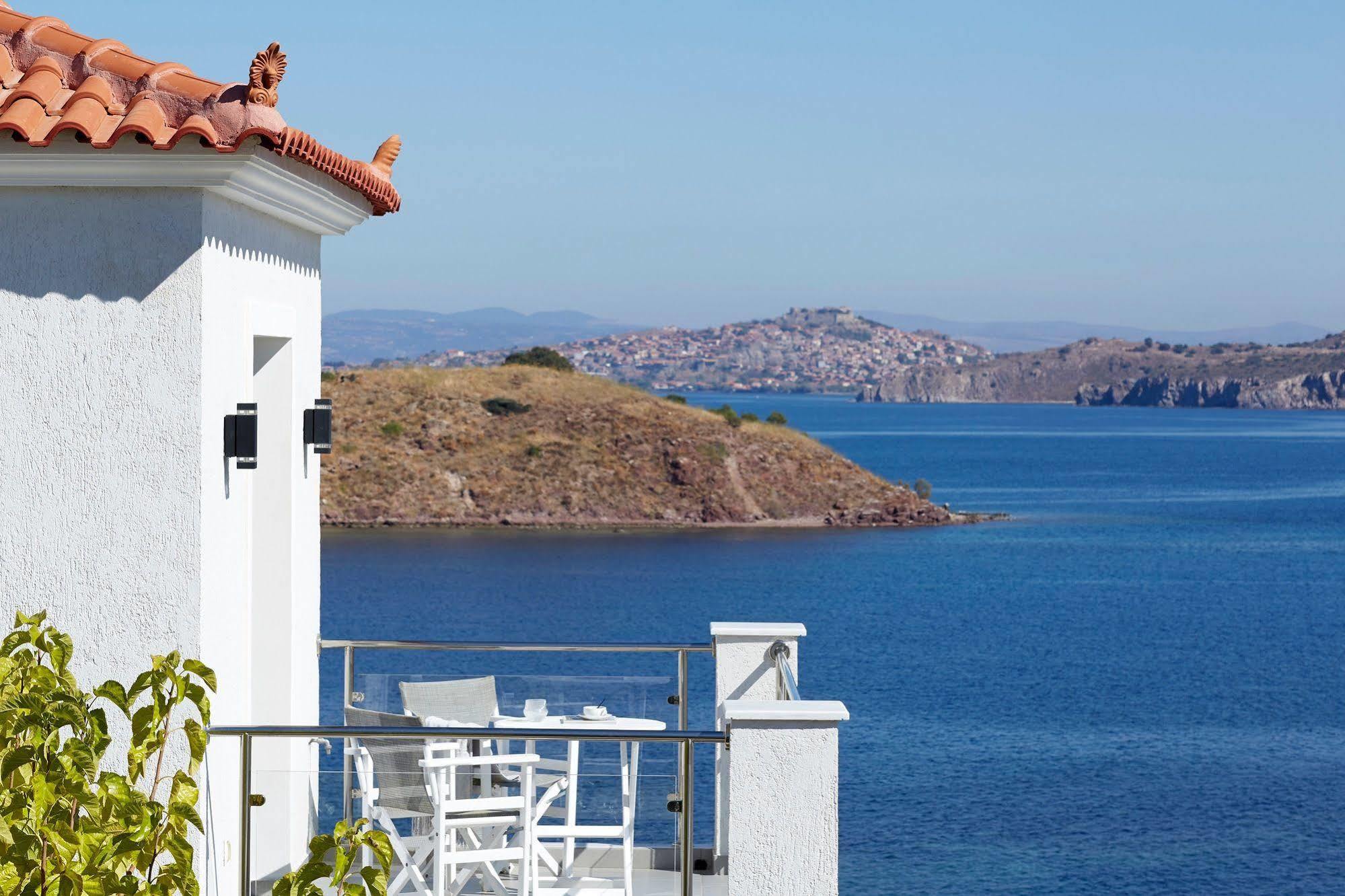 Eleia Seafront Rooms & Villas Petra  Exterior photo